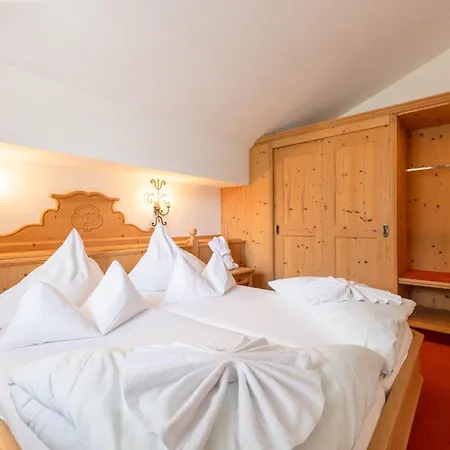 Berghof Отель 4*