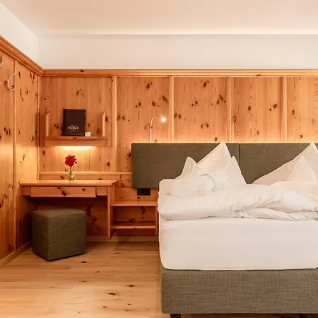 Berghof 4* Neustift im Stubaital