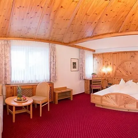 Berghof Hotel 4*