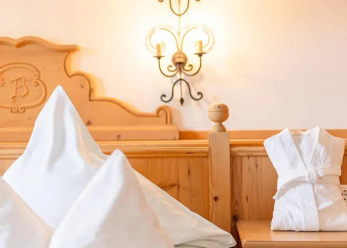 贝格霍夫酒店 施图拜河谷新施蒂夫特