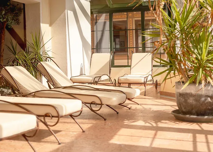 Berghof 4* ノイシュティフト・イム・シュトゥーバイタール