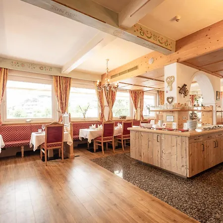 Hotel Berghof 4*