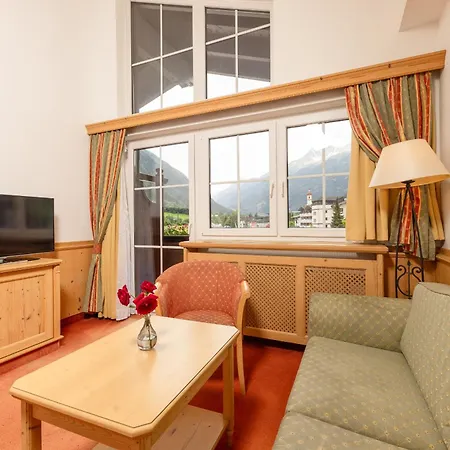 Berghof Hotel 4*