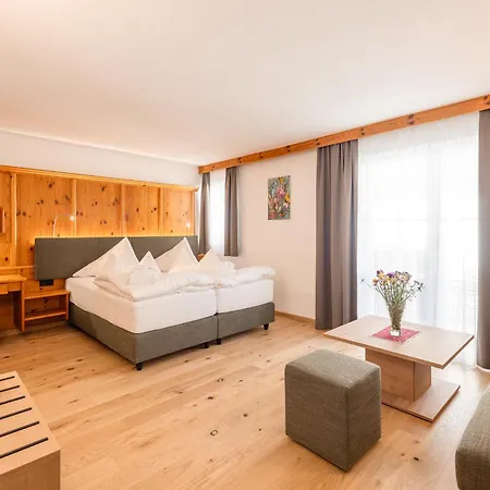 Hotel Berghof 4*