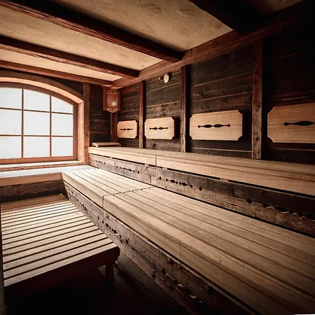 Hotel Berghof 4*